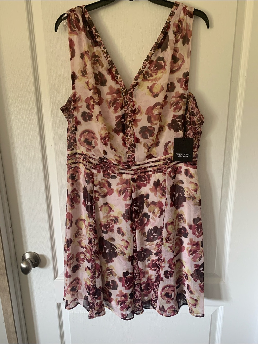 Simply by Vera Wang Floral V-Neck Sleeveless Women's Dress in Pink and Burgundy